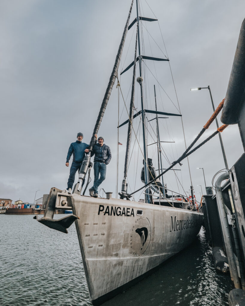 Stein Retzlaff, Mike Horn, and Børge Ousland enduring North Pole conditions.